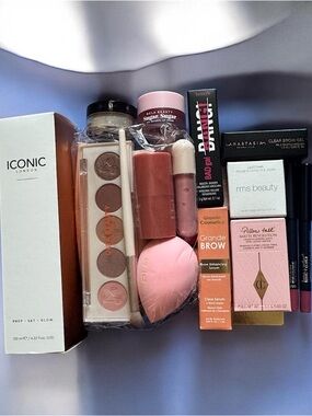 NEW MAKEUP BEAUTY LOT